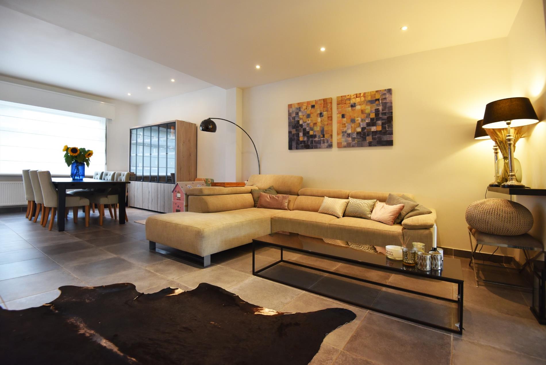 Instapklare gezinswoning met 3 slpks, garage en tuin te Watervliet 