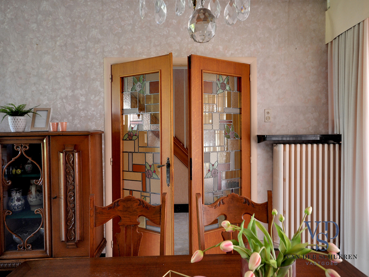 Zeer ruime herenwoning in centrum Gavere ! 