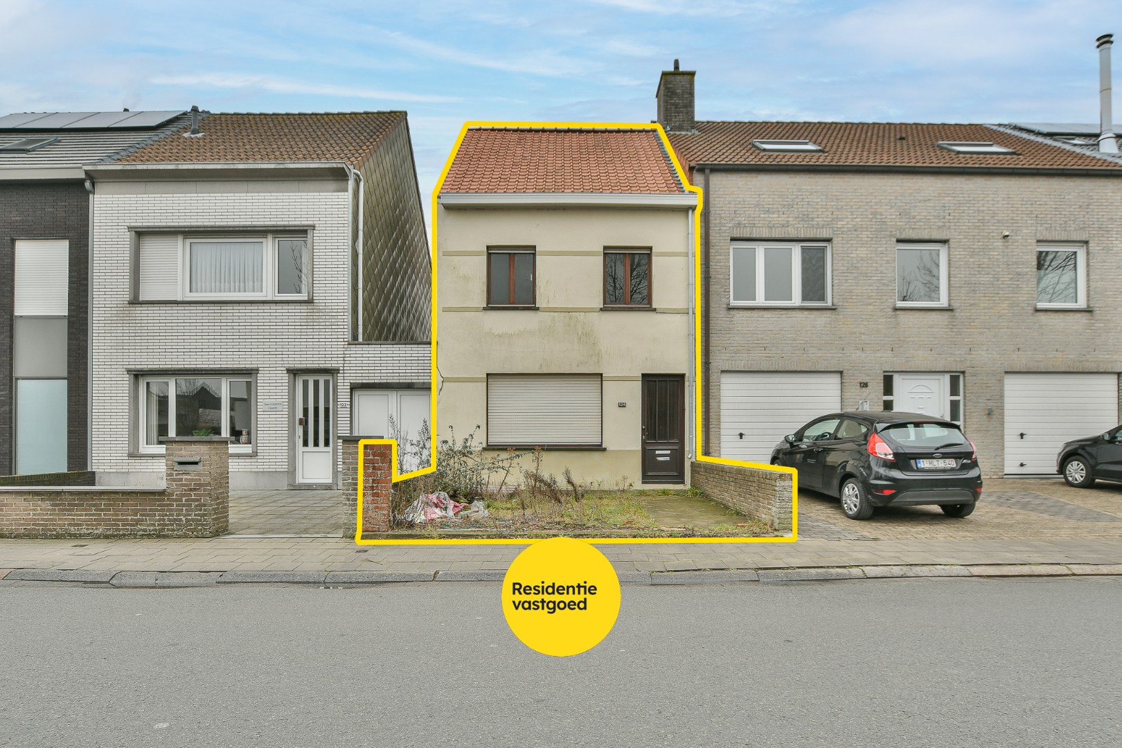 Te renoveren rijwoning met potentieel in hartje Blankenberge 