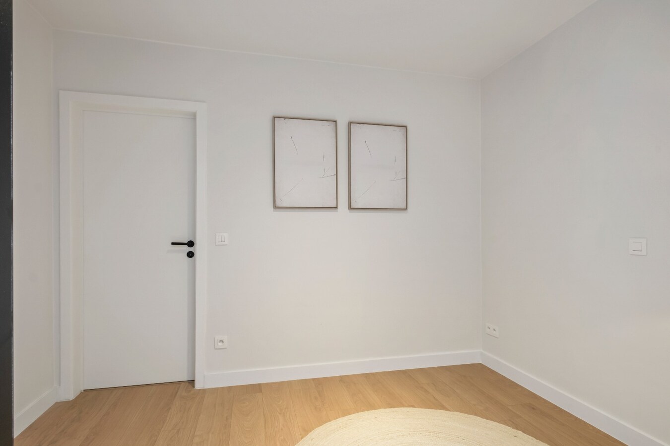 TOPLIGGING : Gelijksvloers appartement met 2 terrassen nabij de Leie te Kortrijk ! *** NONO INSPIRED *** 