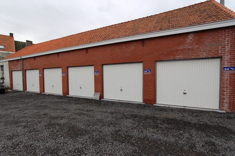 Verhuurd garage - Koekelare