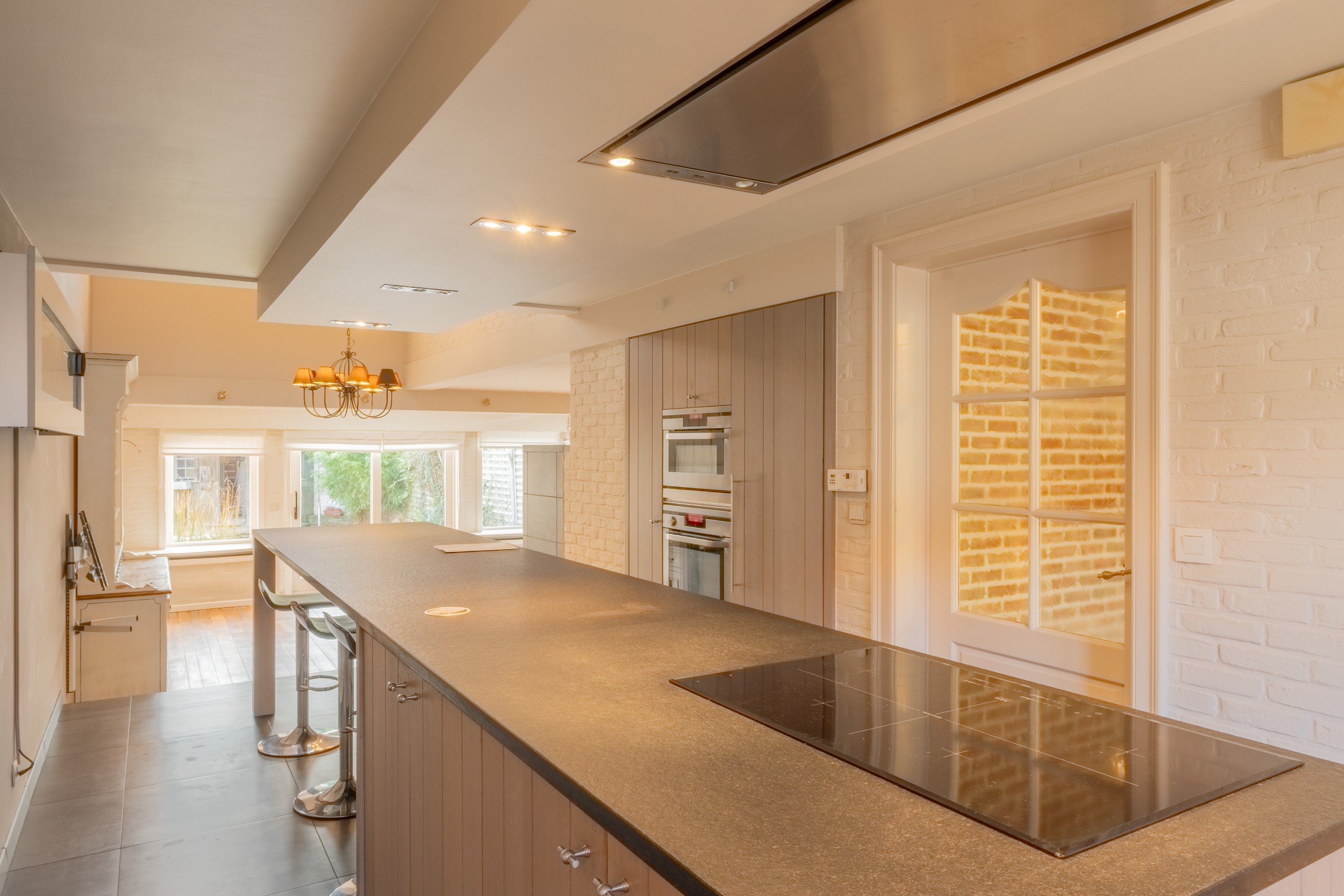 Instapklare gezinswoning op wandelafstand van het station en Zeedijk Heist (met mogelijkheid tot aankoop van een aanpalende garage 