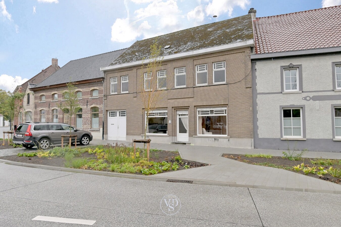 Karaktervolle herenwoning in centrum Asper. 