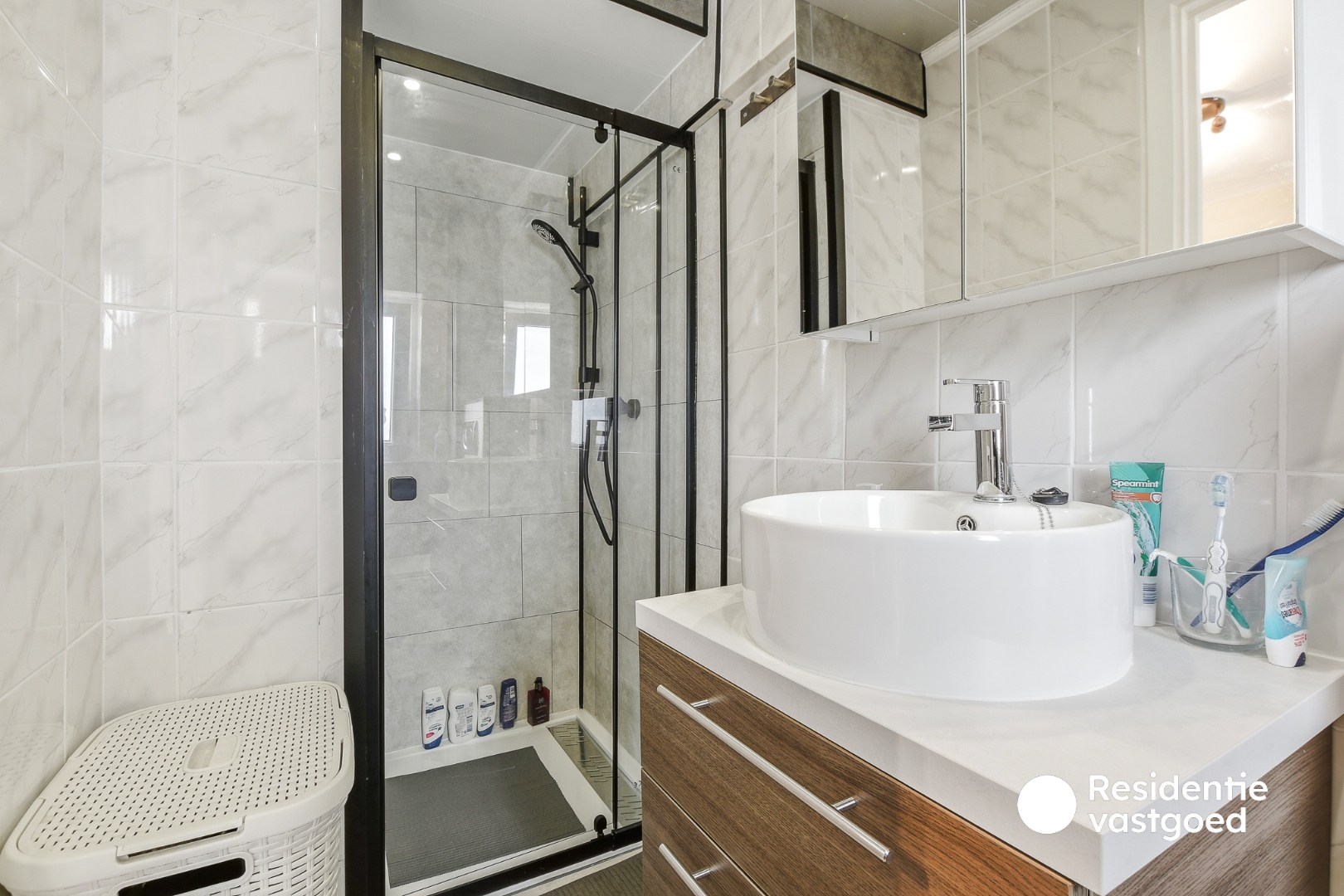 Instapklaar éénslaapkamer appartement met terras in Vosseslag - De Haan 