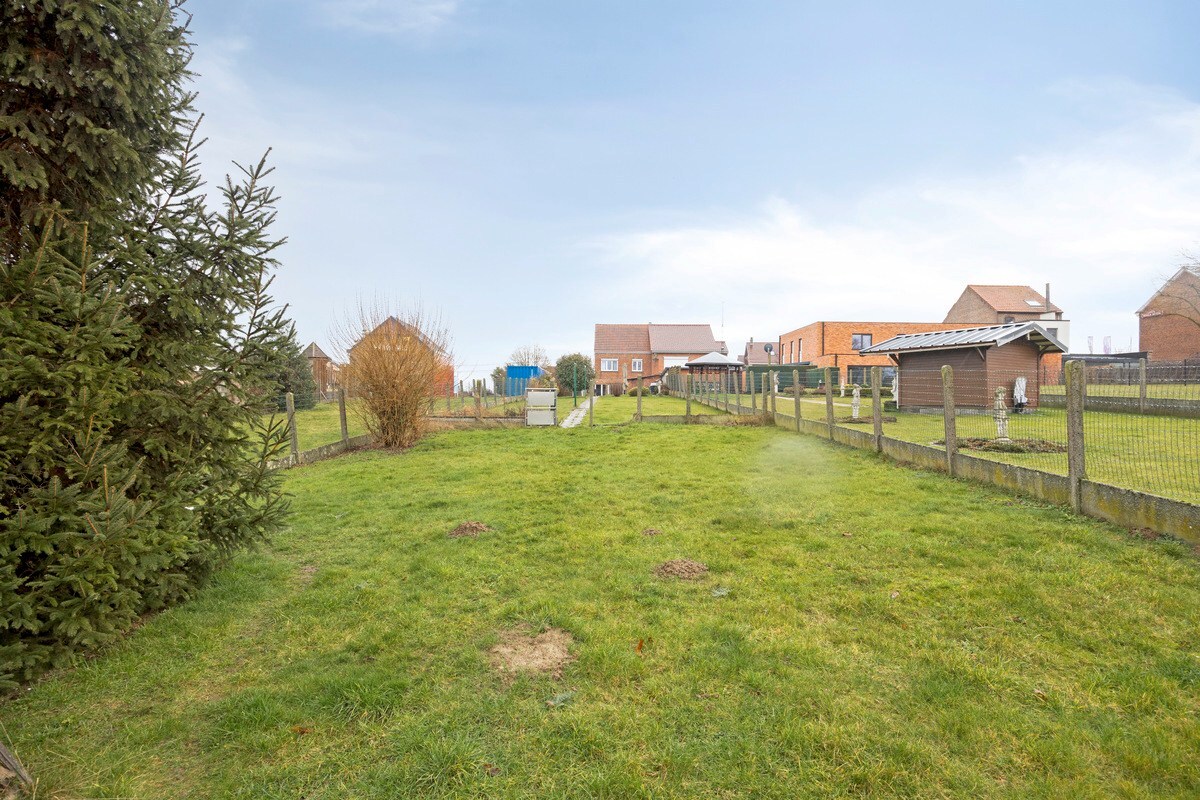 Half open bebouwing met 3 slaapkamers te Goetsenhoven (Tienen) 