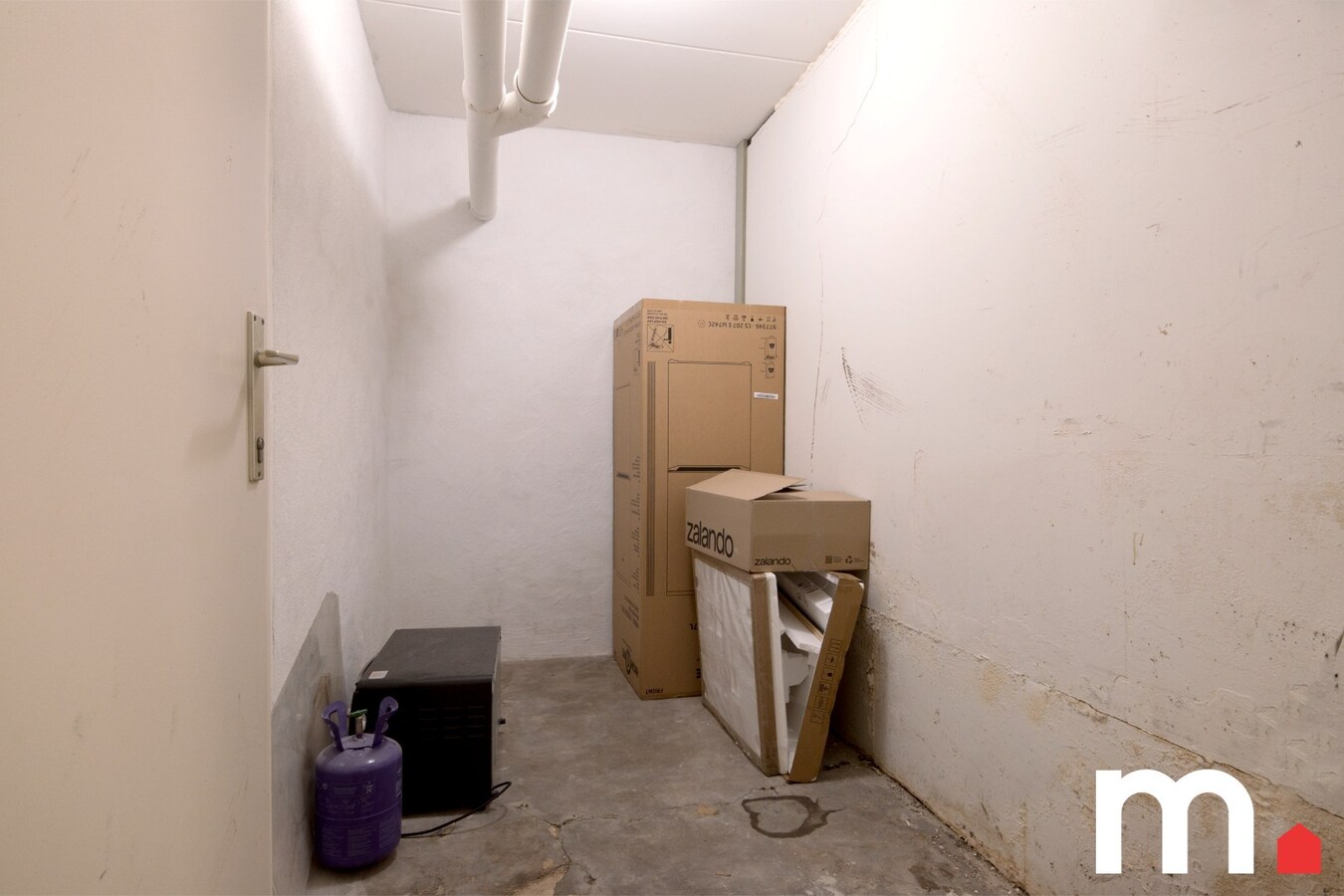 Lichtrijke Loftstudio met parkeerplaats te Kortrijk! INVESTERINGSOPPORTUNITEIT ! 