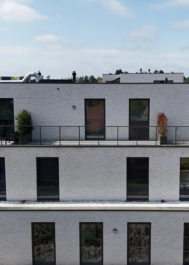 Nieuwbouwappartement met autostandplaats te Izegem 