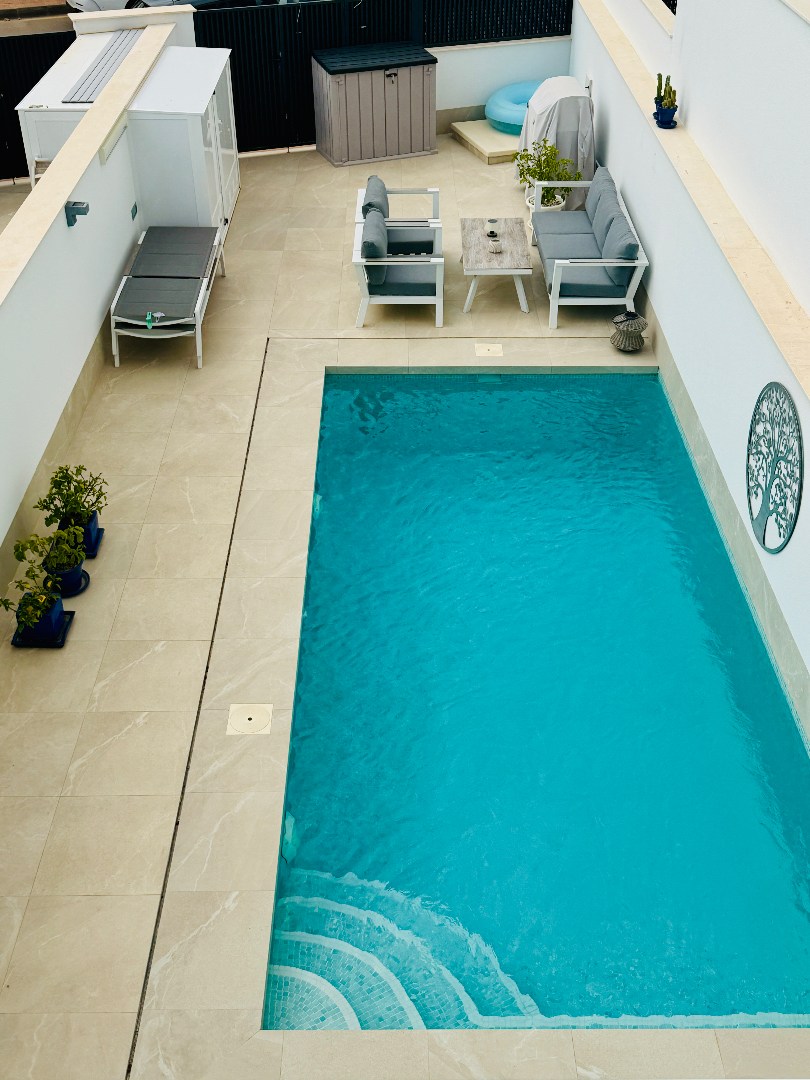 Stijlvolle villa met privézwembad en royaal solarium in San Pedro del Pinatar (Murcia) 