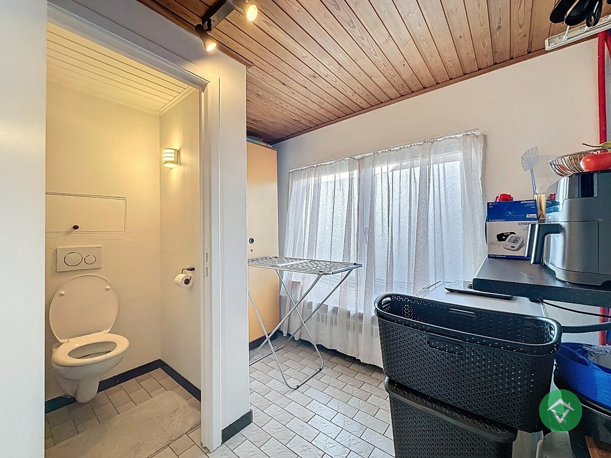 Woning met 2 slaapkamers en garage te Koekelare 