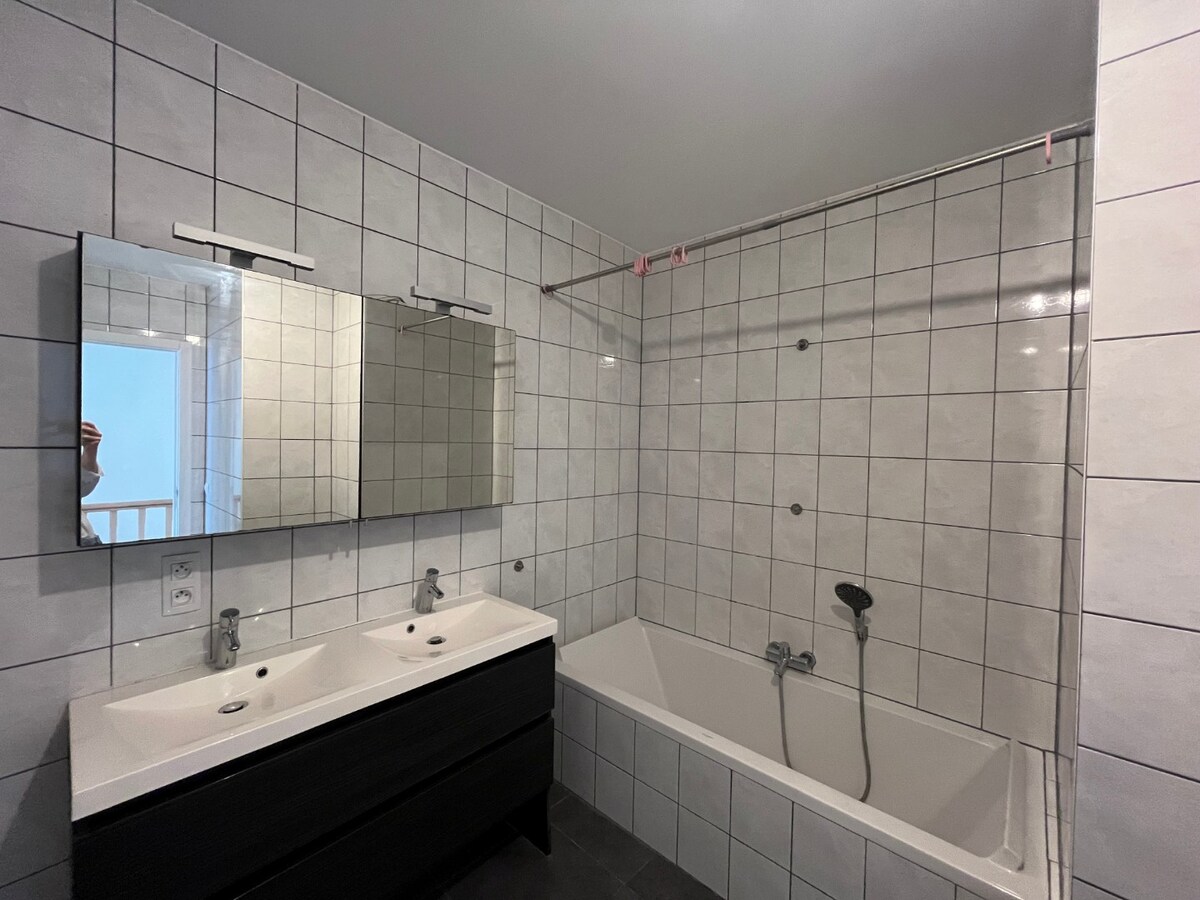 Centrumwoning met tuin, terras én ondergrondse parkeerplaats. 