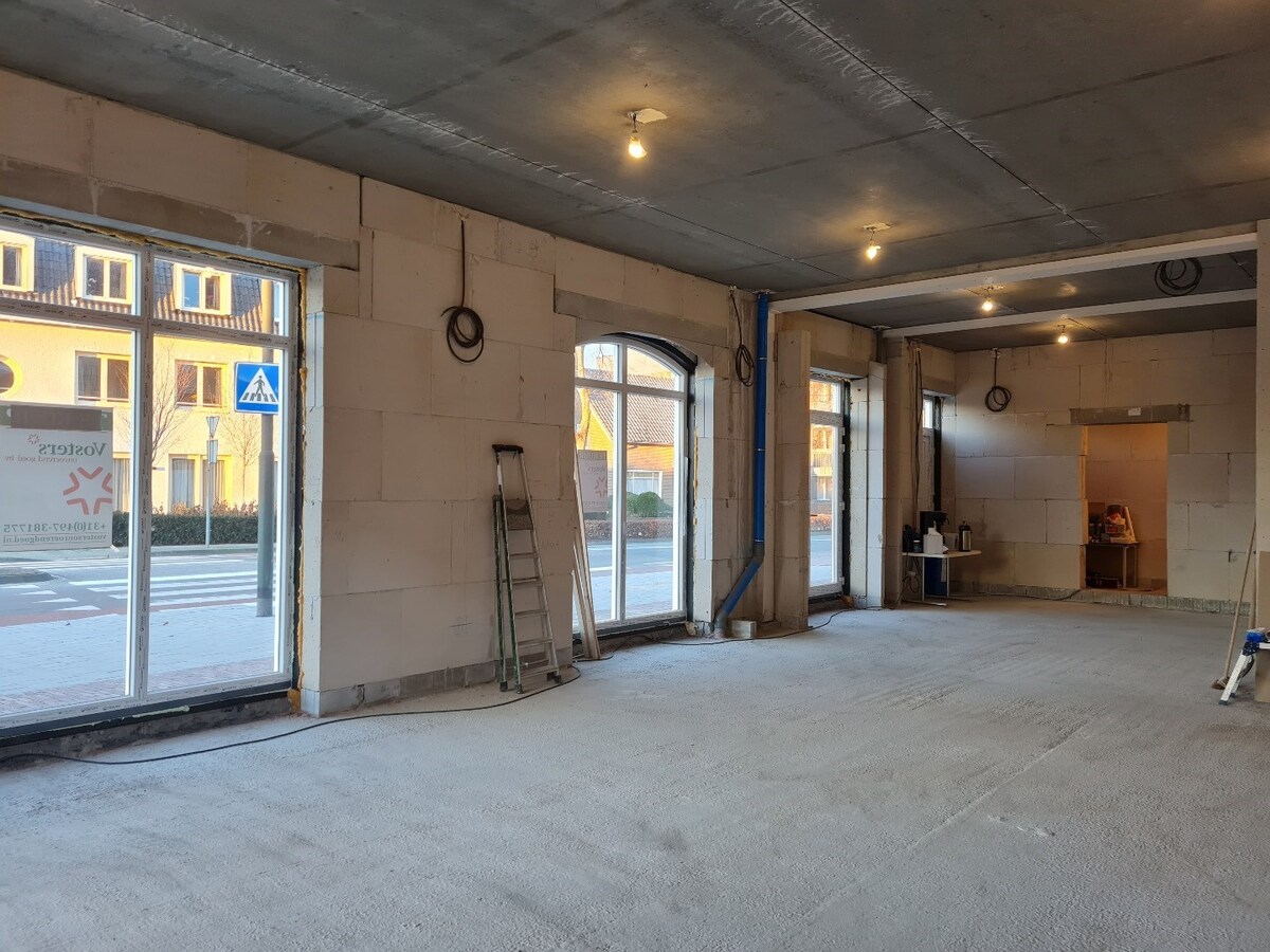 Commerciële ruimte op de begane grond van het complex Poort van Bladel. 