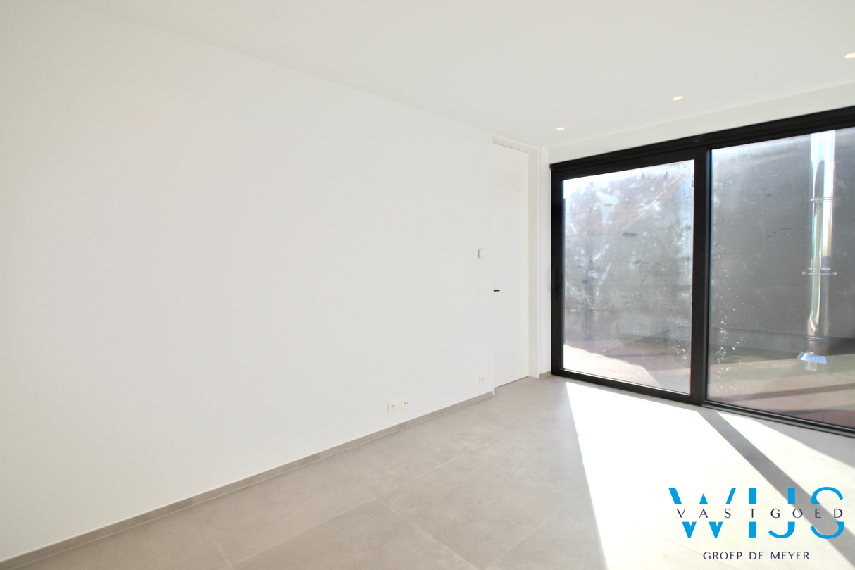 FENOMENAAL appartement met hoge afwerking te KLUIZEN ! 