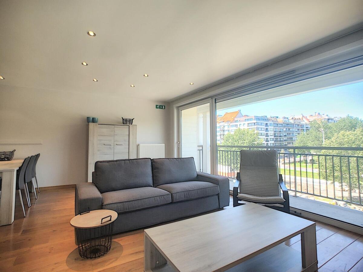 Knap woonappartement met grote balkons en open zicht - Heist 