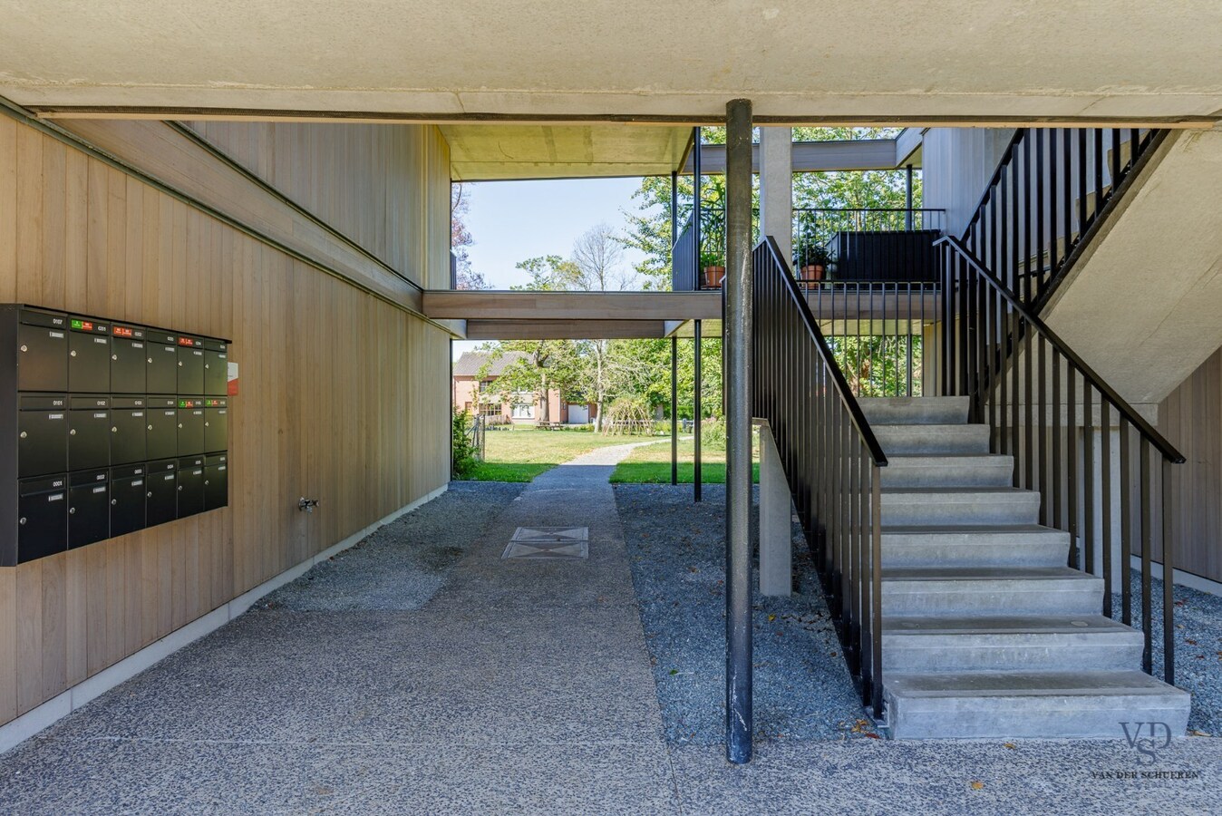 Gelijkvloers 2-slpk appartement 