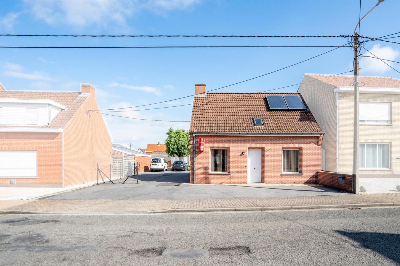 Uitstekend gelegen vrijstaande woning met grote onderhoudsvriendelijke tuin 