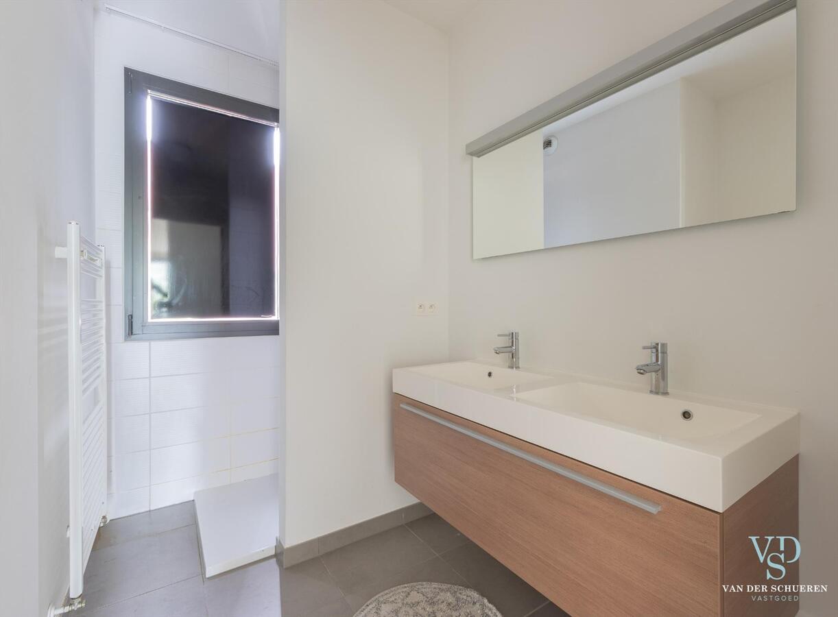 Hip, luxueus én ruim 1-slp-appartement. Met een uniek terras ! 