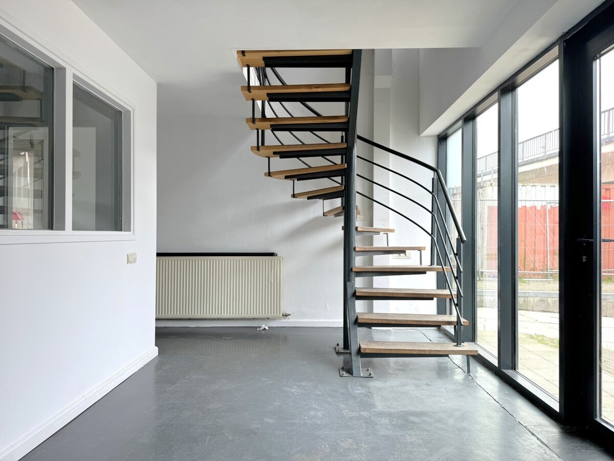 Kantoor verhuurd in Ravels