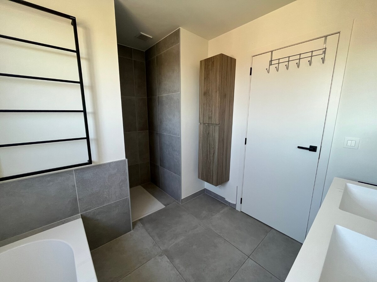 Woning met carport in 't rustige Asper 