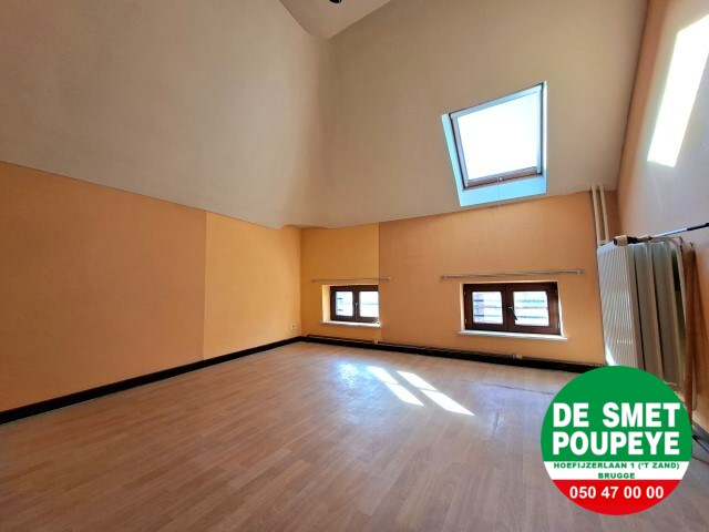 Ruim duplex appartement met tuintje 