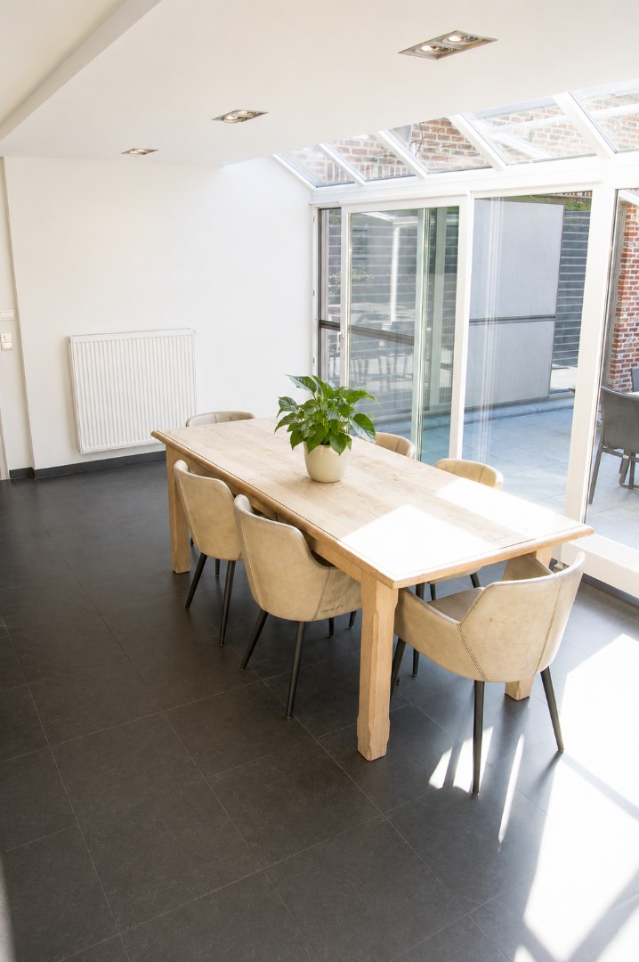 Statige villa met loods op groot perceel, buitenkans! Ruddervoorde (Waardamme) 