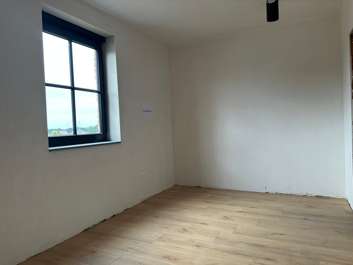 Nieuw duplex appartement met 3 slpks. en terras van 31 m² 