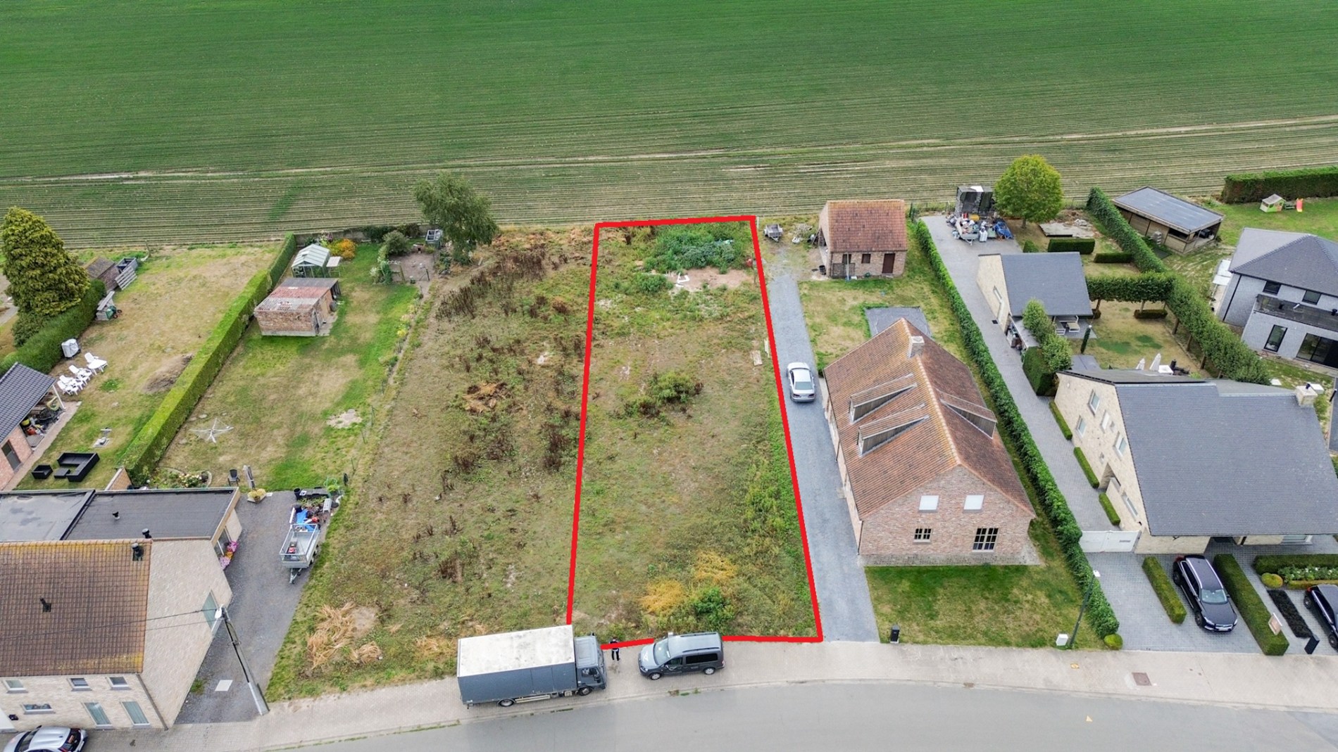Mooi gelegen perceel bouwgrond voor open bebouwing, 804 m², Bovekerke. 