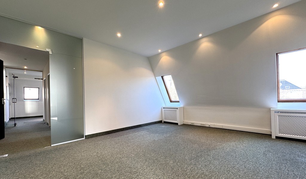 Kantoren te huur in prachtig herenhuis te Antwerpen