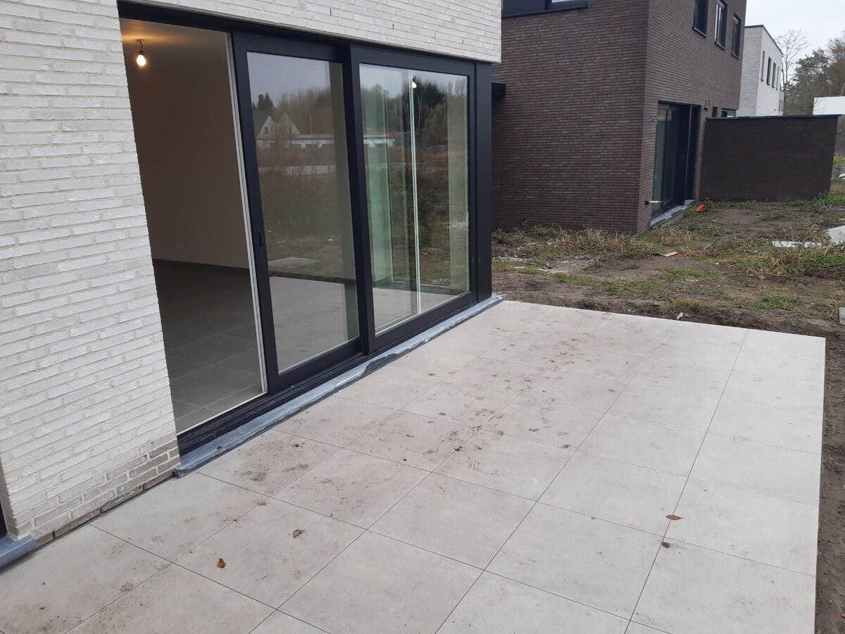 Moderne nieuwbouwwoning te Melle (Merelbeke) 