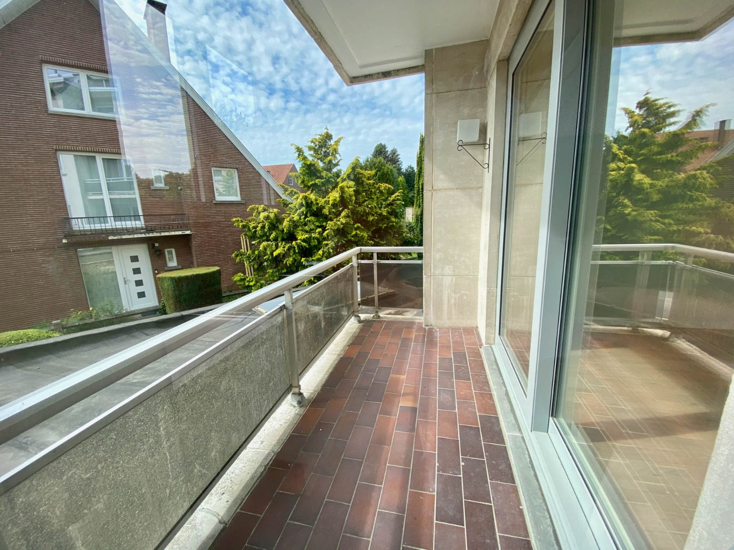 terras achteraan - terrasse à l'arrière