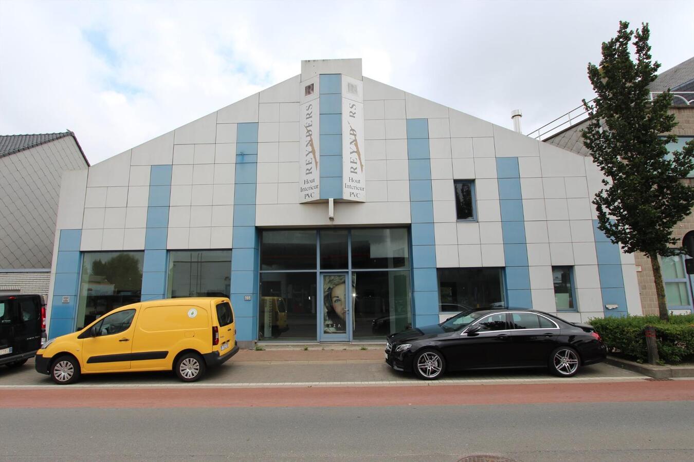 Verhuurd showroom - Oostende