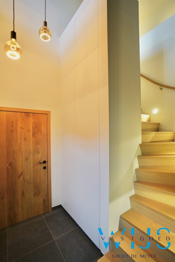 Waanzinnig mooie pastorijwoning te Assenede ! 