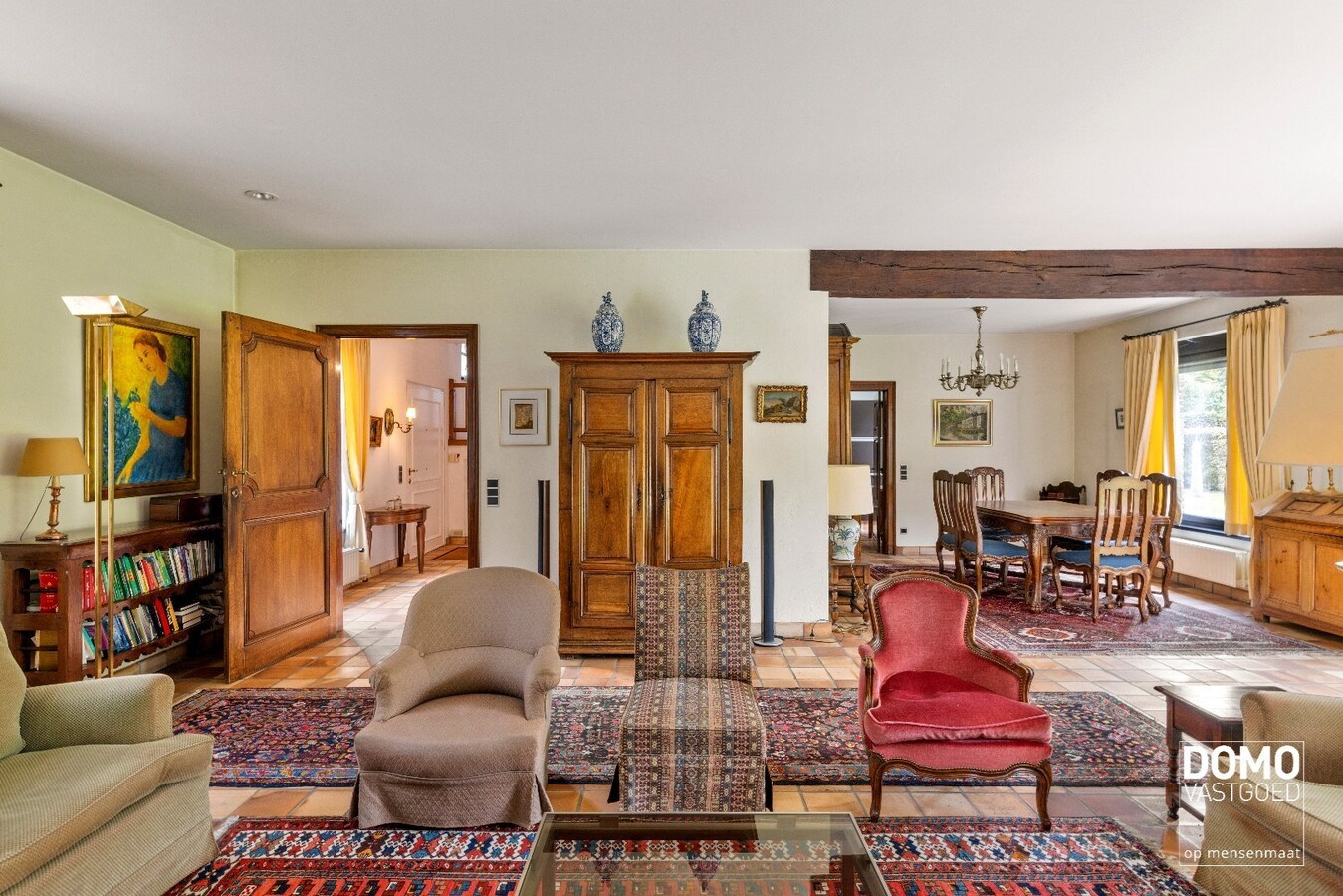 Exclusieve statige open bebouwing met zuid gerichte tuin in het centrum van Kermt (Hasselt) 