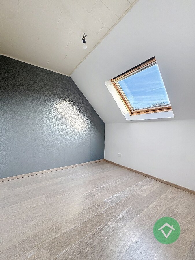 Woning met 3 slaapkamers en garage te Houthulst 