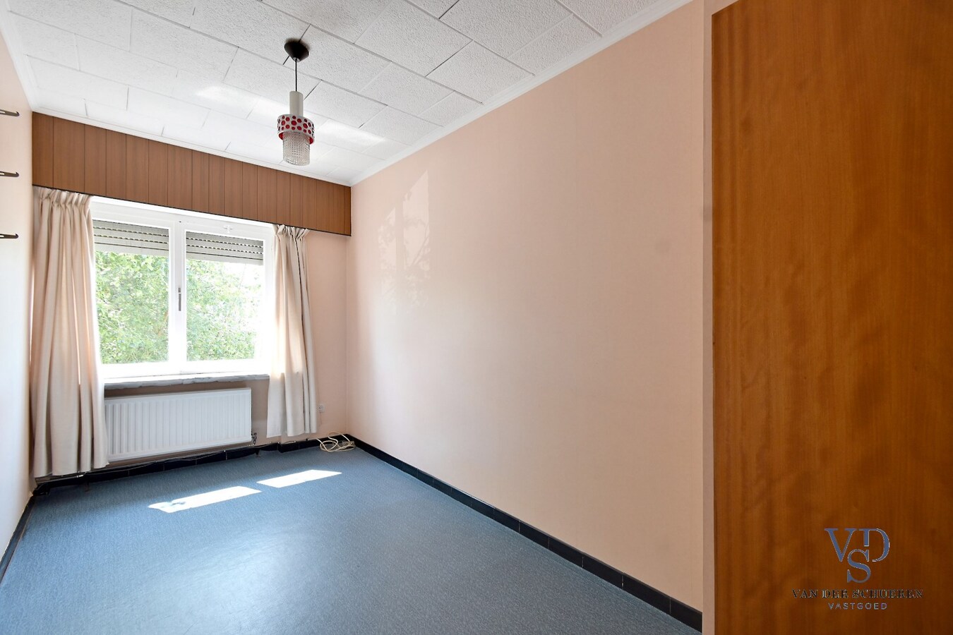 Ruime Half Open Bebouwing in rustige buurt 