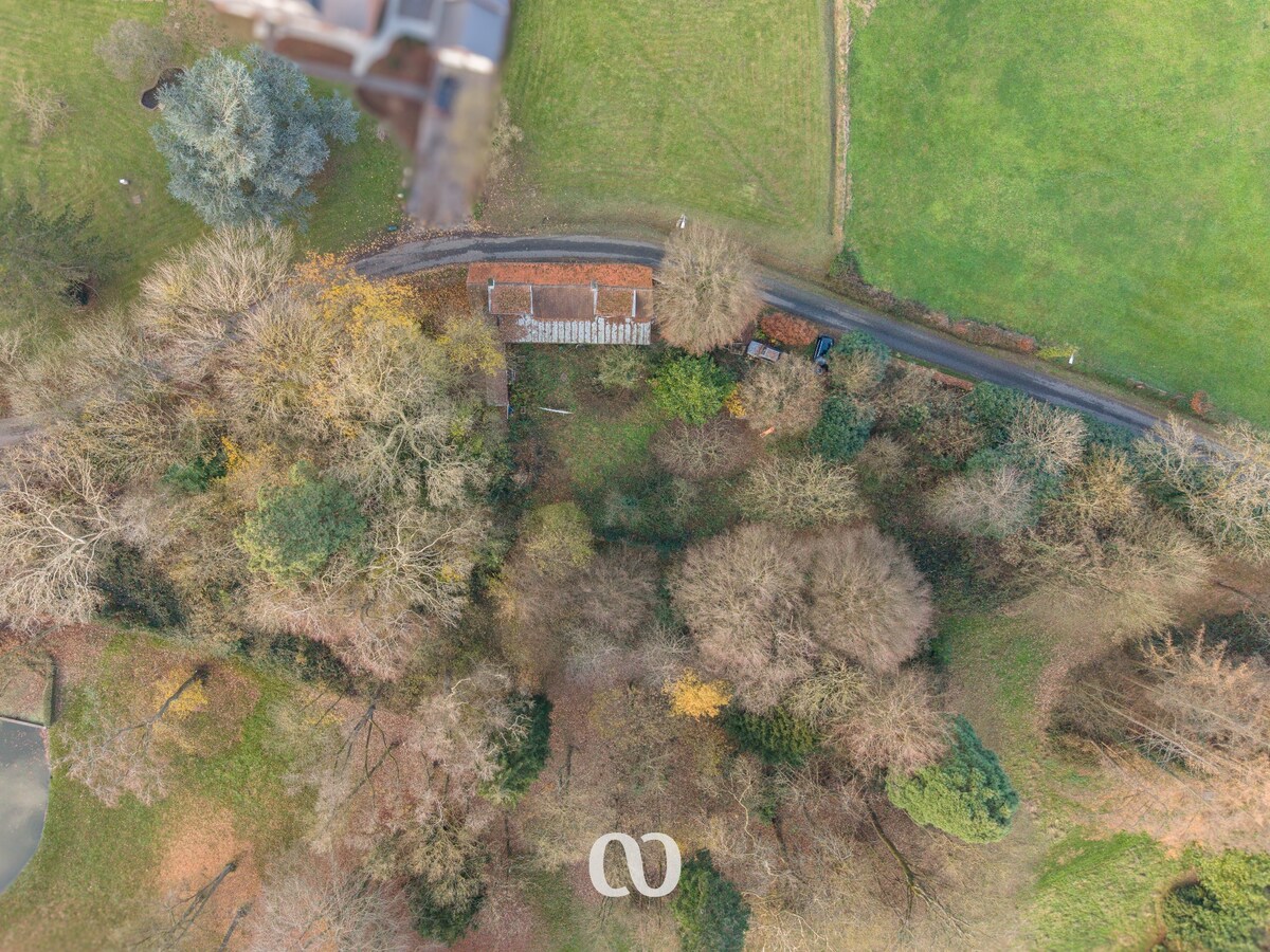 Te renoveren hoeve op sublieme ligging 