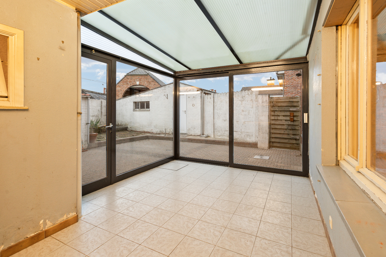 Landelijk gelegen halfopen bebouwing op een boogscheut van het Centrum 