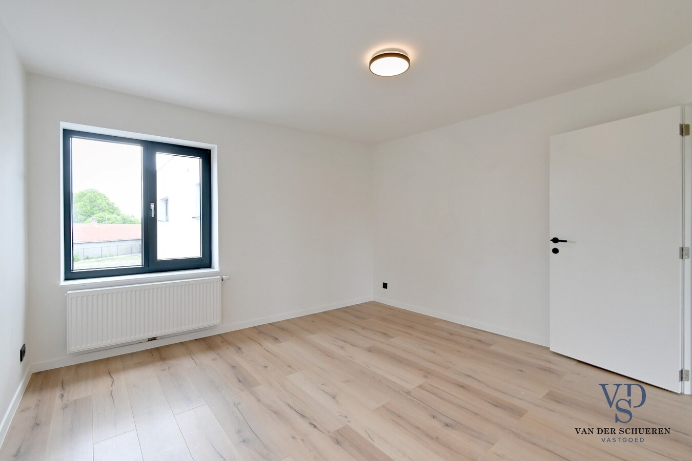 Volledig vernieuwde Half Open. 