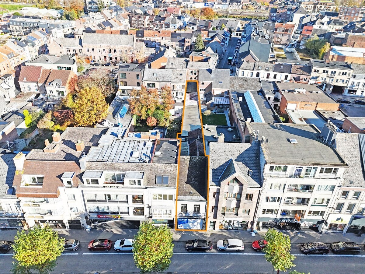 Projectgrond/af te breken handelspand centrum Zottegem 