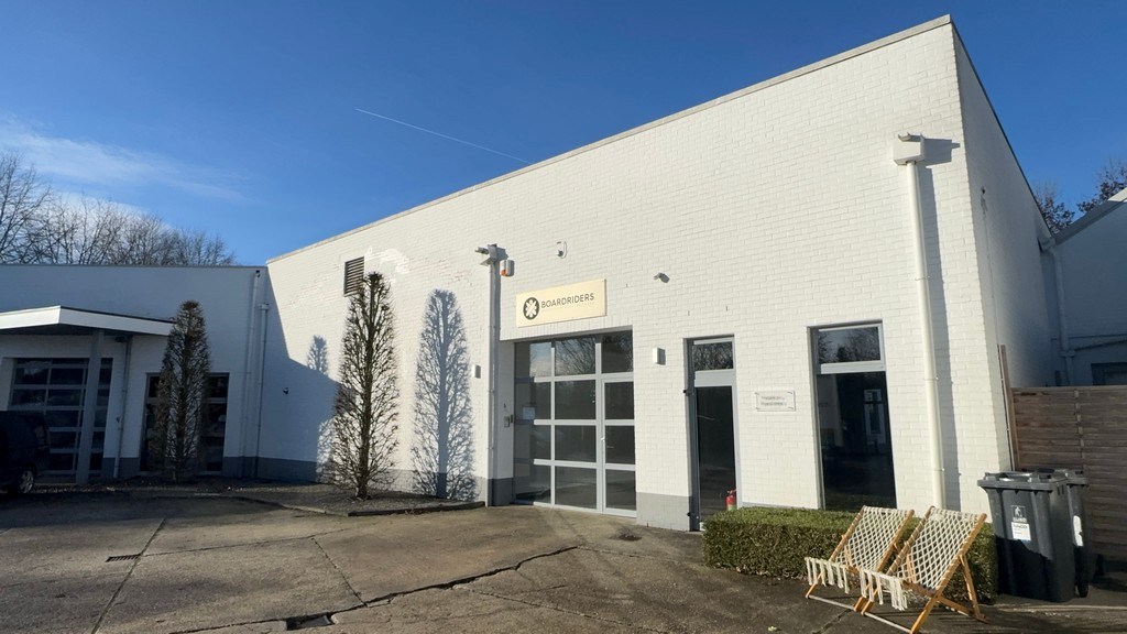 Multifunctionele ruimtes te huur vlakbij R4 en E40 in Drongen