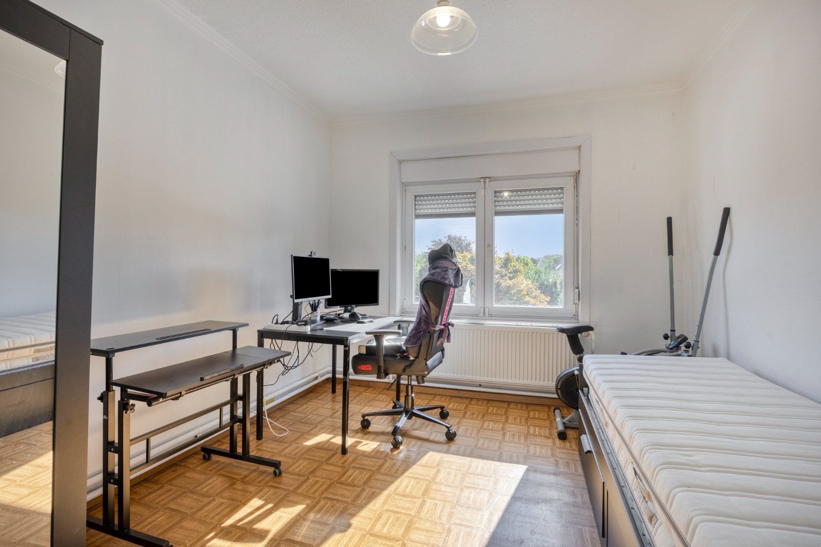 Woning met 3 ruime slaapkamers, bureau, tuin , kelder en zolder in Kessel-Lo! - EPC 198 kWh/m² - bewoonbare opp. 233 m² 