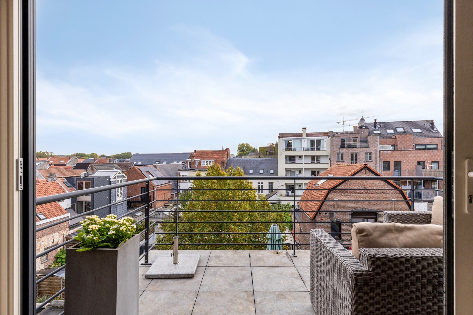 Prachtig duplux appartement met een bew. opp. van 120 m², twee slpk en 2 x terras op een absolute toplocatie te  centrum Lier! 