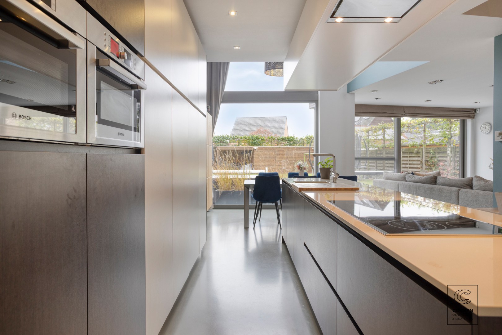 Prachtige woning (2013) van 256 m² met 4 slaapkamers in een doodlopende straat te Grobbendonk! 