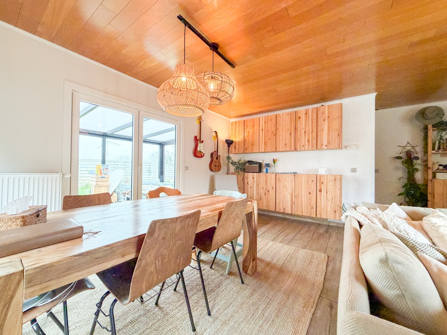 Toffe instapklare woning, 3 slpk, garage, tuin, gunstige gelegen in Gistel 