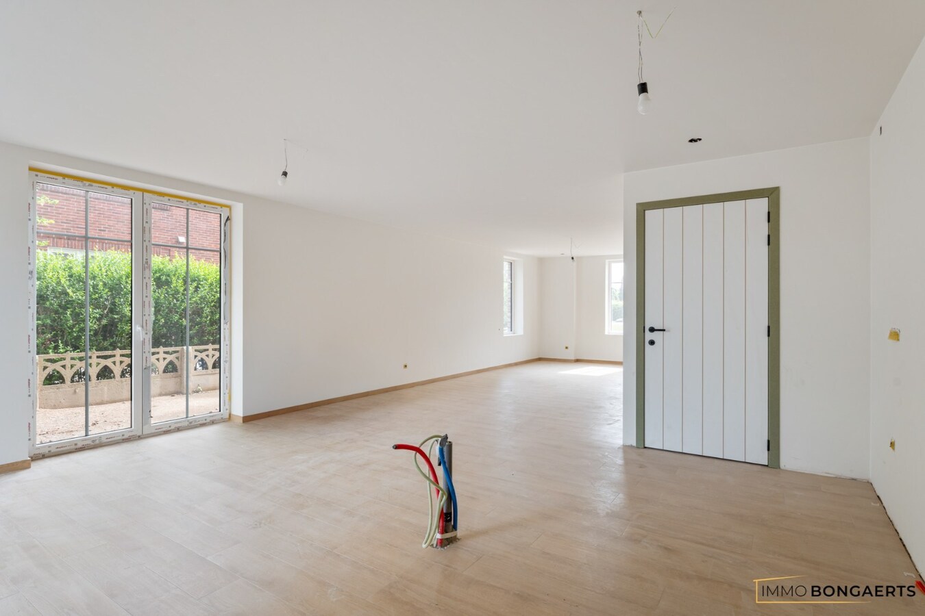 Nieuwbouwwoning met 4 slaapkamers 