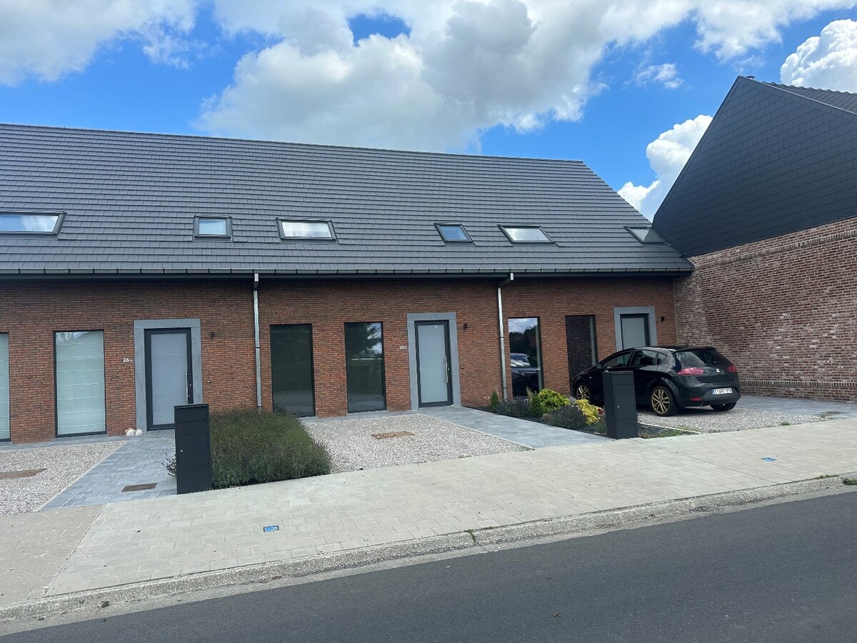 Verrassend ruime nieuwbouwwoning met garage 