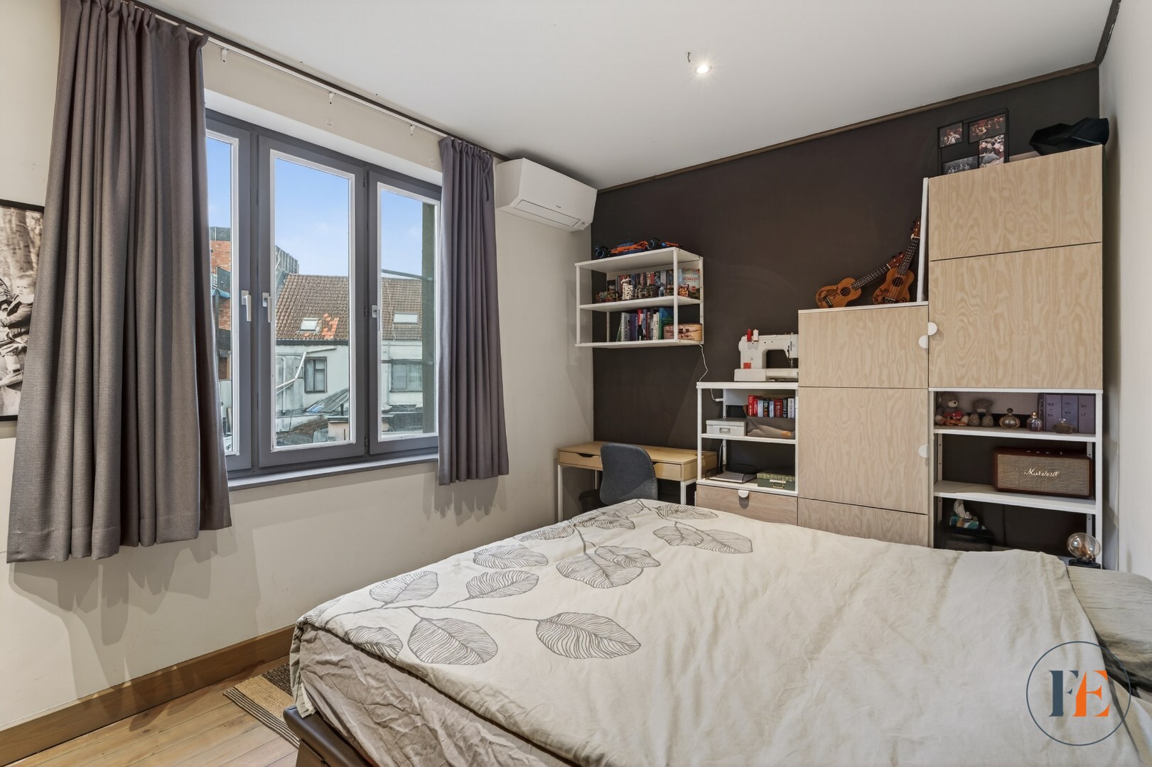 Gezellige eengezinswoning met buitenruimte met INSTELPRIJS 