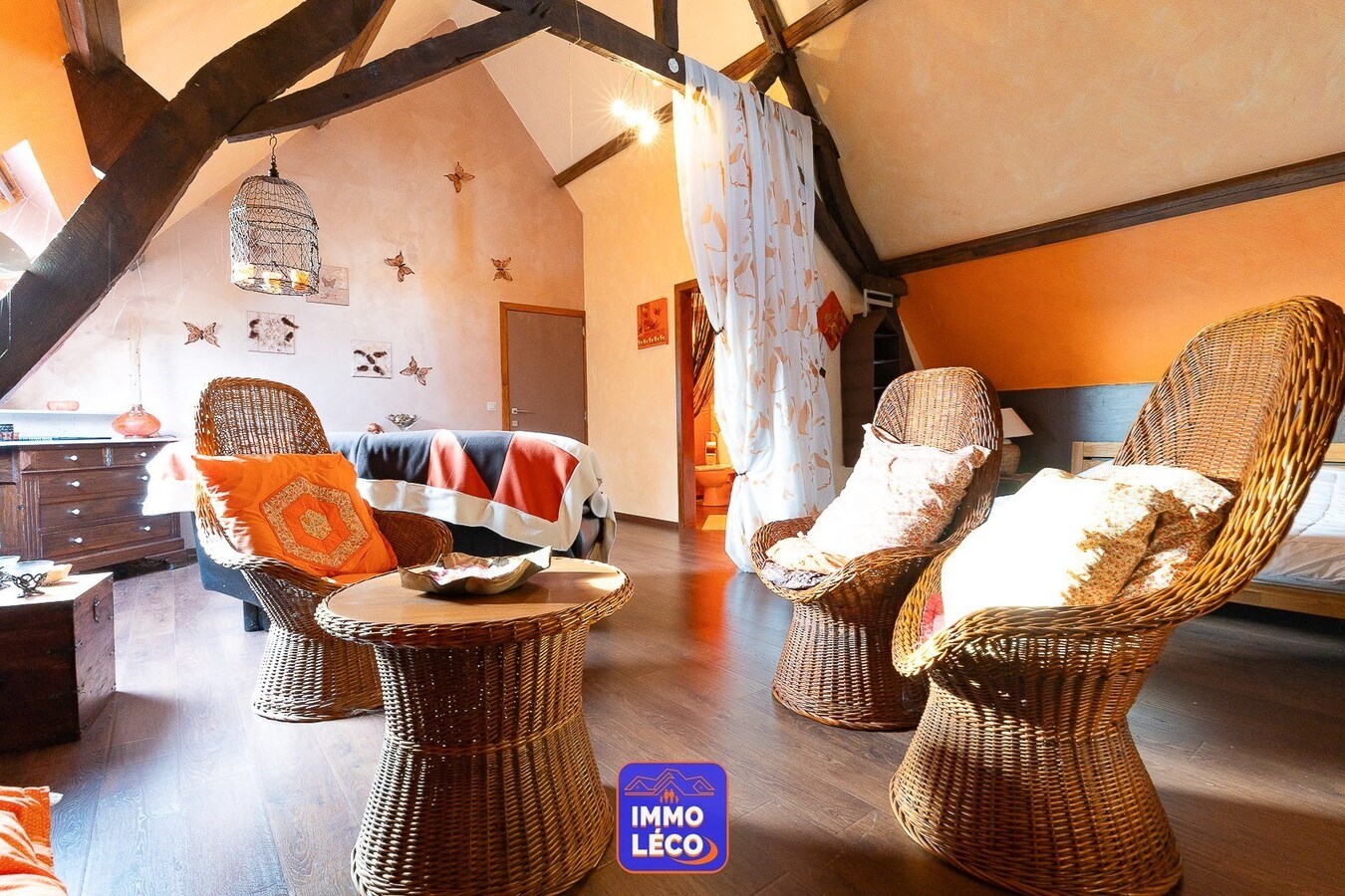 Corps de ferme: Habitation, cabinet médical, chambres d'hôtes et espace bien-être, POTENTIEL INCROYABLE ! 