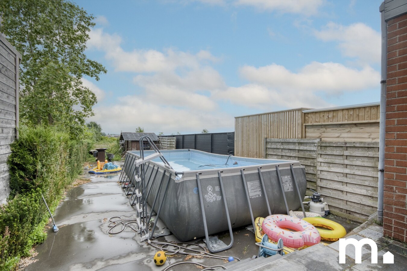 Instapklare woning te Dadizele met schitterend landelijk uitzicht en 5 slaapkamers! 