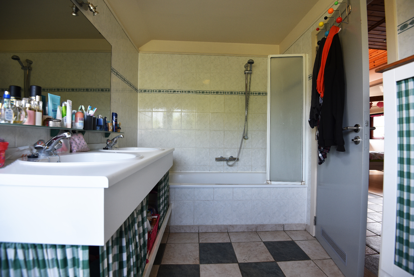 Gezinswoning 3 slpks, garage en tuin, rustig gelegen te Maldegem (Kleit) 