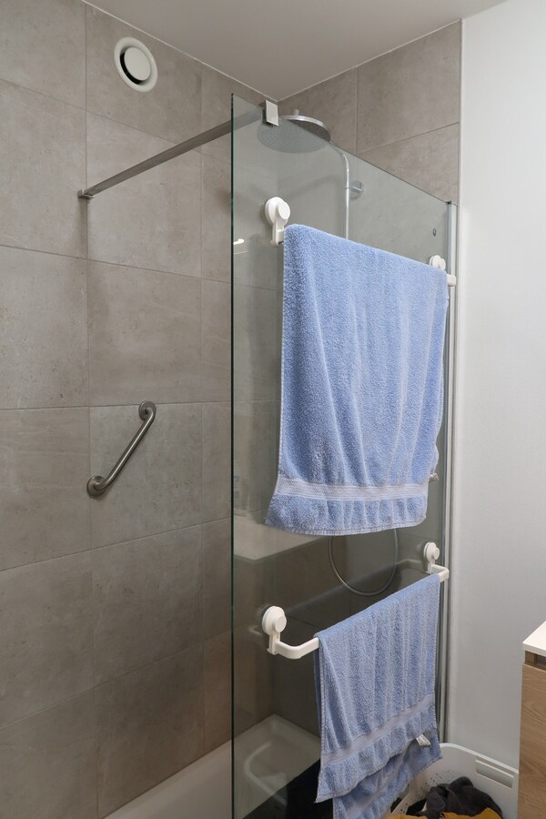 Nieuwbouwappartement in een groene zone met Garagebox 